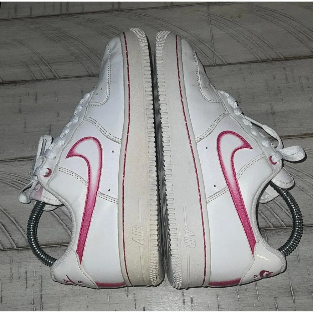 Nike Women's Size 7 Air Force 1 Pink White Airbrush Used